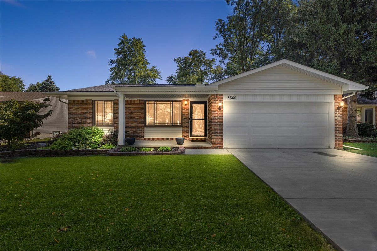 Wolverine Dr, Troy, MI 48083