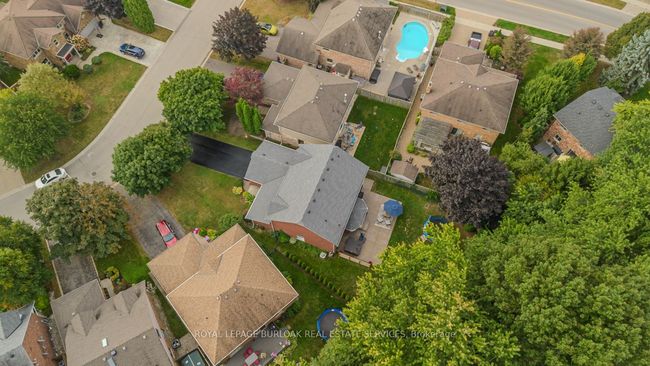 11 Norma Cres, House other with 5 bedrooms, 4 bathrooms and 4 parking in Ancaster ON | Image 49