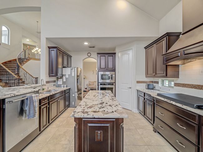 1625 Goldenrod Ln, House other with 5 bedrooms, 4 bathrooms and null parking in Keller TX | Image 11