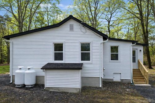 548 Dosen Road, Middletown, NY, 10940 | Card Image