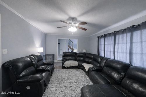 718 Cumberland Cv, Southaven, MS, 38671-3920 | Card Image