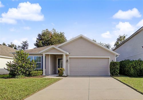 25199 8th Rd, Newberry, FL, 32669-3711 | Card Image