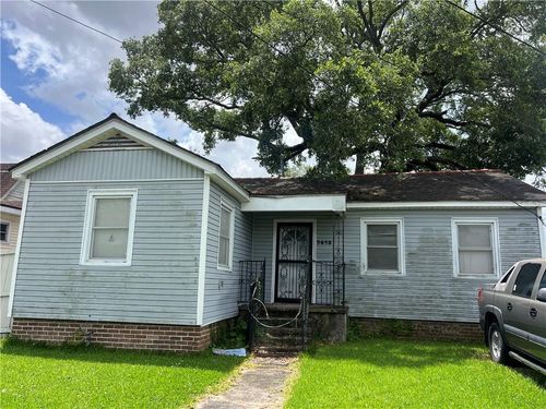 3618 Desaix Boulevard, New Orleans, LA, 70119 | Card Image
