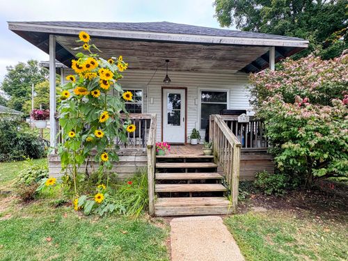 393 Arbor St E, Marcellus, MI, 49067-8521 | Card Image