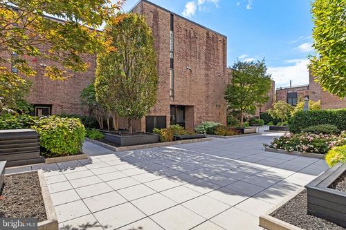 apt-27a-130 Spruce St, PHILADELPHIA, PA, 19106-4340 | Card Image