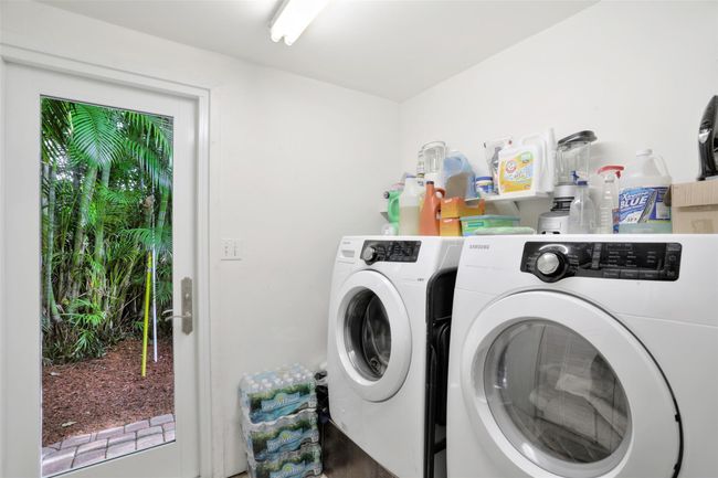 2912 Ne 27 Th St, House other with 2 bedrooms, 2 bathrooms and null parking in Lighthouse Point FL | Image 25