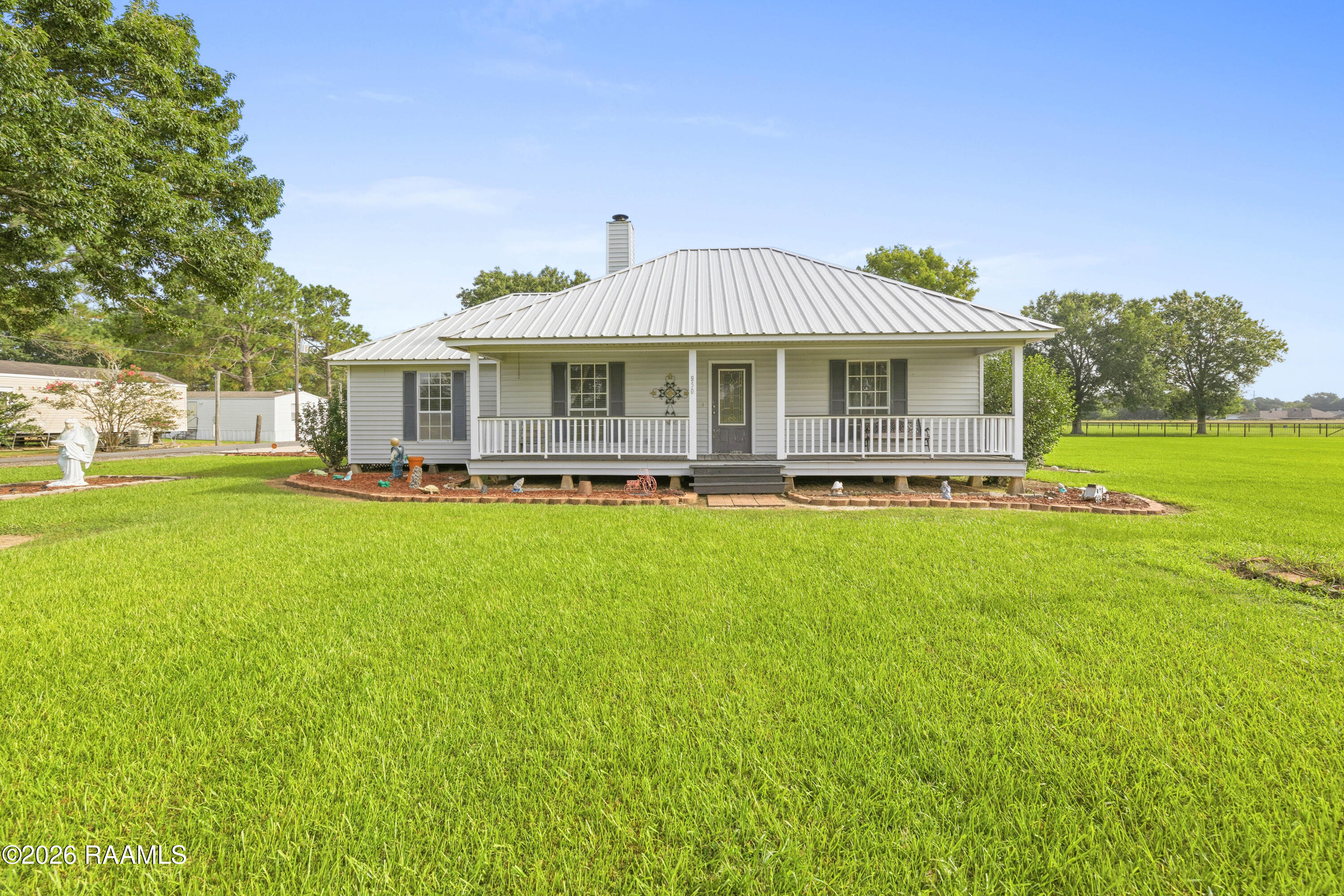 Residential in Duson