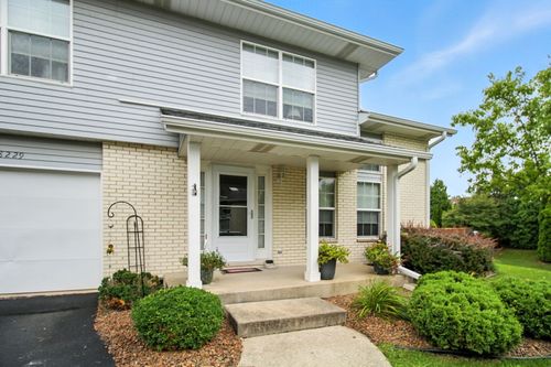 8229 170th St, Tinley Park, IL, 60477-5270 | Card Image