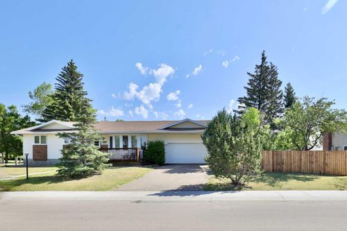 3911 57 Street, Camrose, AB, T4V3H6 | Card Image