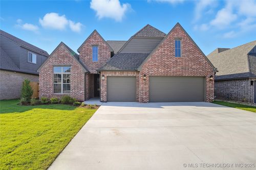 2838 E 141st Ct S, Bixby, OK, 74008-3996 | Card Image