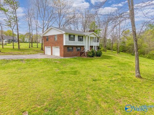 1972 Main St E, Rainsville, AL, 35986-4512 | Card Image