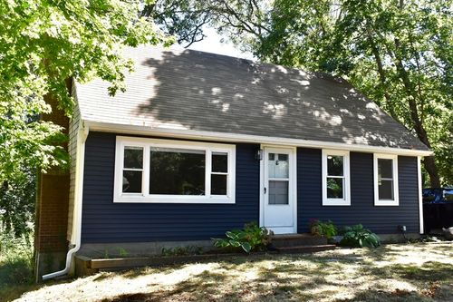 296 Lincoln Rd, Hyannis, MA, 02601-2411 | Card Image
