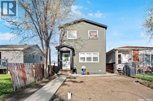 753 Rae St, Regina, SK, S4T2B1 | Card Image