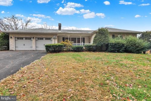 508 American Legion Blvd, PINE GROVE, PA, 17963-1708 | Card Image