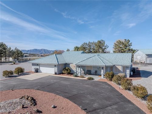 2060 Red Rock Dr, Pahrump, NV, 89048-9159 | Card Image