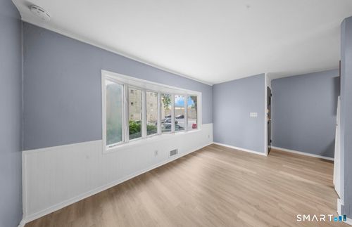 39 Granfield Avenue, Bridgeport, CT, 06610 | Card Image