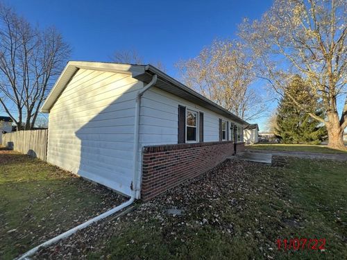 504 E North C St, Gas City, IN, 46933-1528 | Card Image