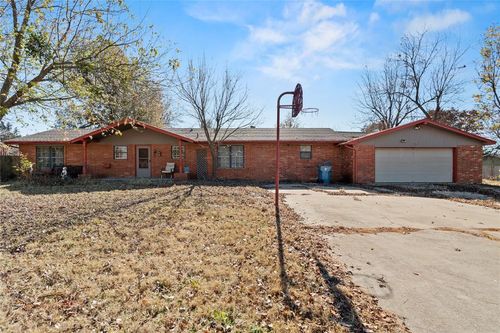 1916 Timber Ridge Dr, Newcastle, OK, 73065-5711 | Card Image