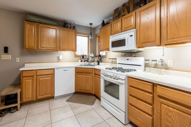 19315 State Highway 114, House other with 4 bedrooms, 3 bathrooms and null parking in Starbuck MN | Image 9