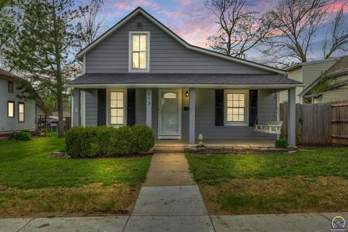 613 Spruce St, Wamego, KS, 66547-1357 | Card Image