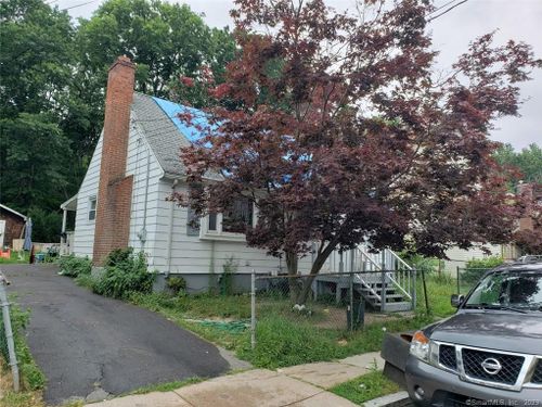136 Wilson St, Hartford, CT, 06106-3545 | Card Image