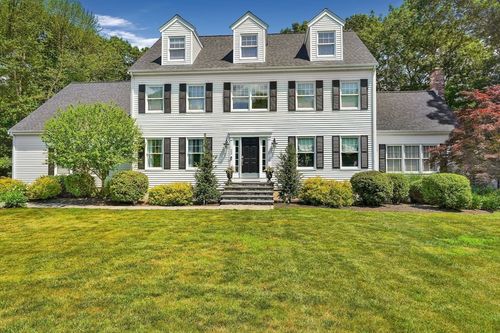 25 Howe St, Medway, MA, 02053-2009 | Card Image