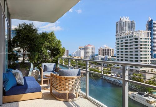 903-6101 Aqua Ave, Miami Beach, FL, 33141-5885 | Card Image