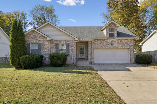 3317 S Senseney Cir, Clarksville, TN, 37042-8142 | Card Image