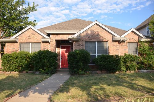 4722 Park Bend Dr, Fort Worth, TX, 76137-5400 | Card Image