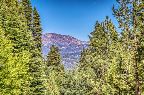 10770 Silver Spur Dr, Truckee, CA, 96161-3144 | Card Image