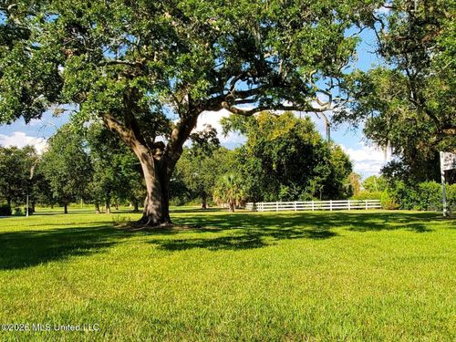 113 Beverly Drive, Bay Saint Louis, MS, 39520 | Card Image