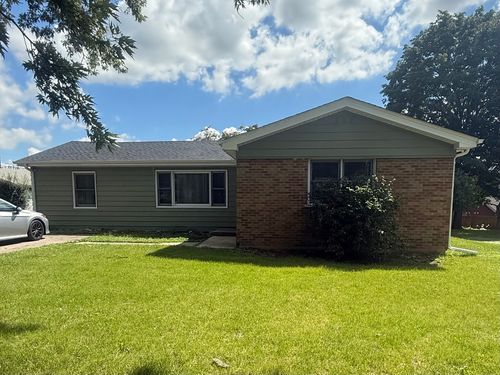 355 Hilltop Dr, North Aurora, IL, 60542-1083 | Card Image