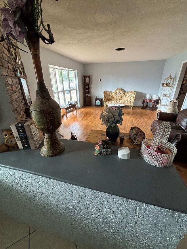 521 51 St Ave S, House other with 3 bedrooms, 2 bathrooms and null parking in SAINT PETERSBURG FL | Image 6