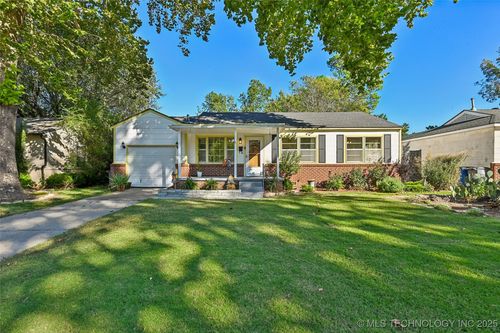 4665 S Trenton Ave, Tulsa, OK, 74105-4819 | Card Image