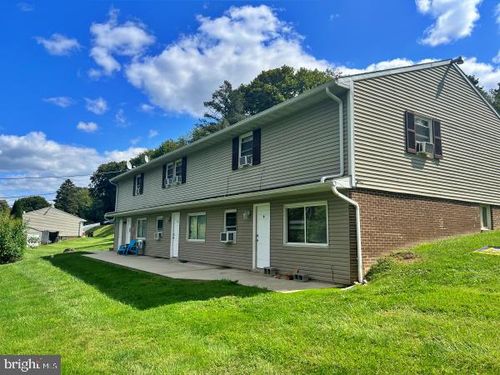 f-27 E Main St, WINDSOR, PA, 17366-9689 | Card Image