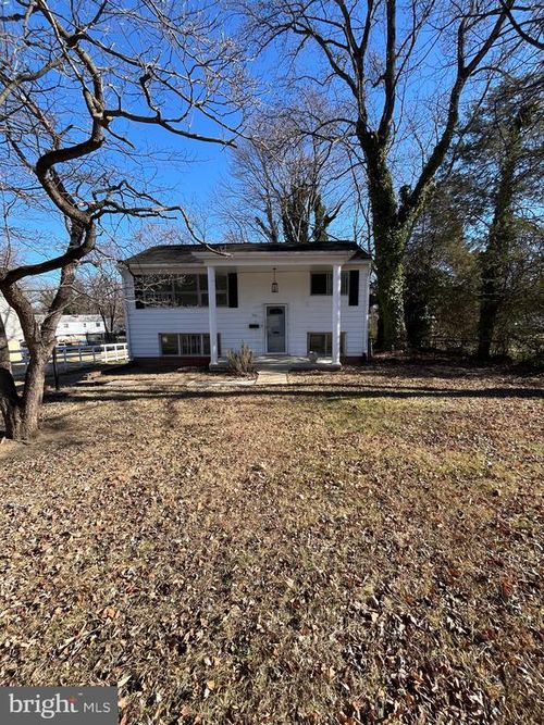 1331 E Longview Dr, WOODBRIDGE, VA, 22191-2956 | Card Image