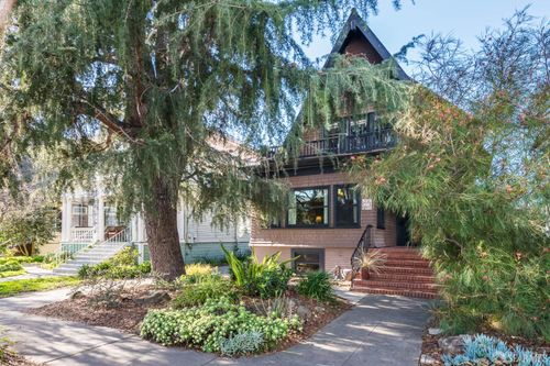 857 Laurel St, Alameda, CA, 94501-5219 | Card Image