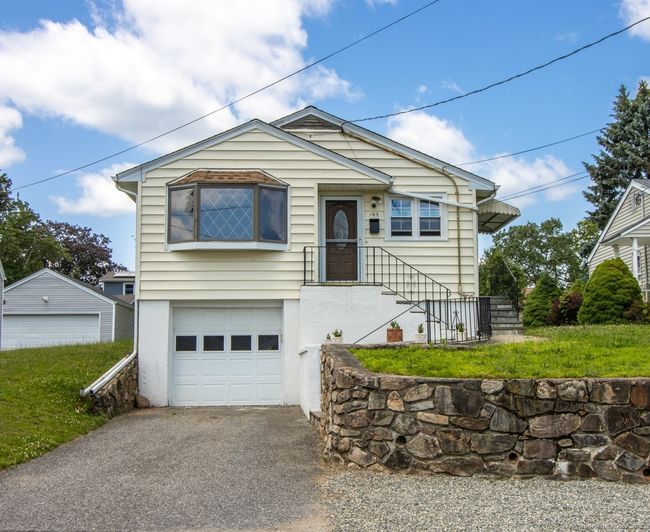 107 Travis Dr, House other with 3 bedrooms, 1 bathrooms and null parking in Bridgeport CT | Image 21