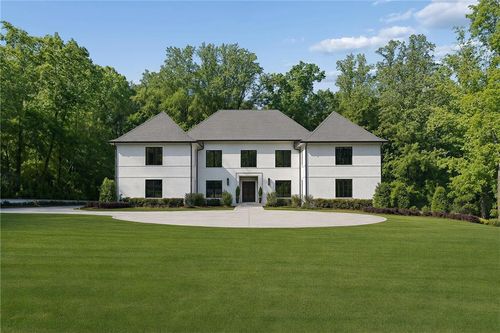 5260 Long Island Dr Nw, Atlanta, GA, 30327-4910 | Card Image