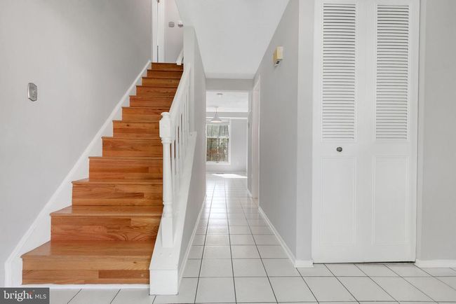 7567 Cloud Ct, House other with 4 bedrooms, 4 bathrooms and null parking in SPRINGFIELD VA | Image 5
