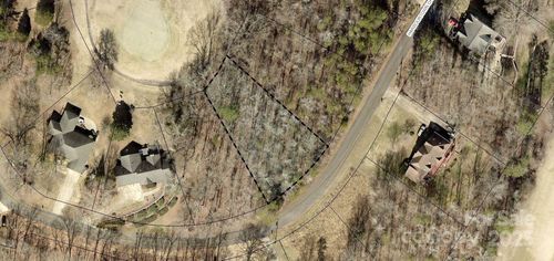 153 Harbourtown Dr, Kings Mountain, NC, 28086-9593 | Card Image