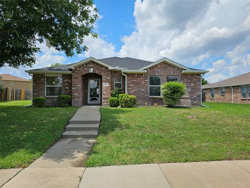 605 Snowy Orchid Ln, Desoto, TX, 75115-6651 | Card Image