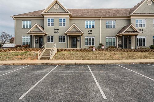 suite-201-1111 Shive Lane, Bowling Green, KY, 42103 | Card Image