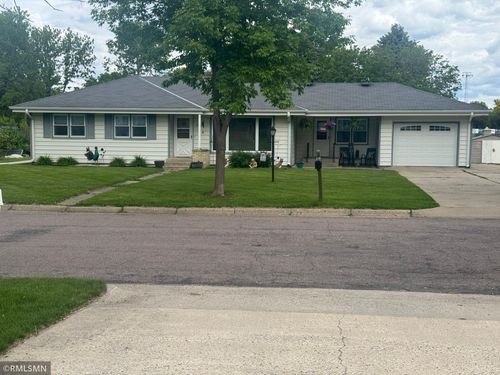 209 Hillcrest Way, Le Sueur, MN, 56058-2119 | Card Image