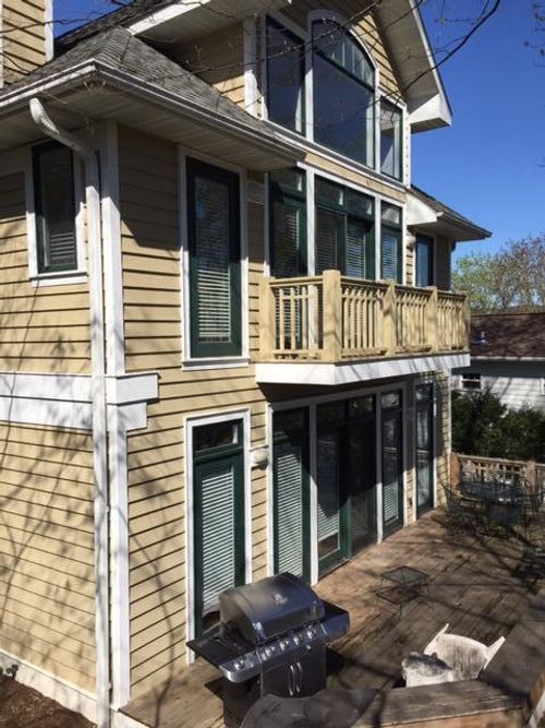 414 S Lakeshore Dr, Fontana, WI, 53125-1402 | Card Image