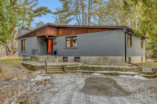 4167 Farmers Way, Carlsbad Springs, ON, K0A1K0 | Card Image