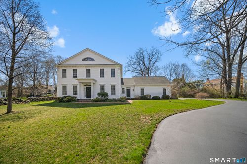 1 Coles Ct, Norwich, CT, 06360-3504 | Card Image