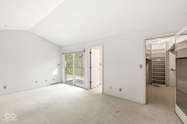 8433 Quail Hollow Rd, Condo with 3 bedrooms, 3 bathrooms and null parking in Indianapolis IN | Image 17