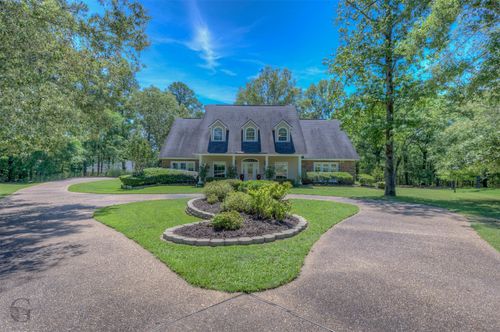 10685 Saint Charles Pl, Keithville, LA, 71047-5604 | Card Image