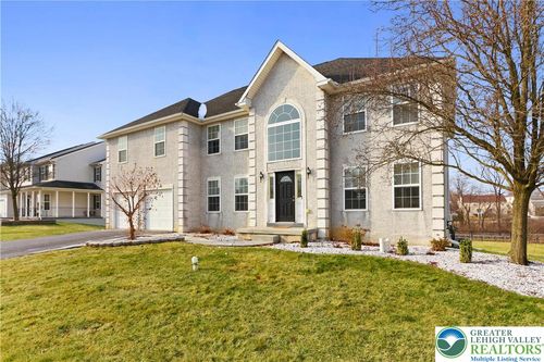 118 Walker Dr, NORTHAMPTON, PA, 18067-8814 | Card Image